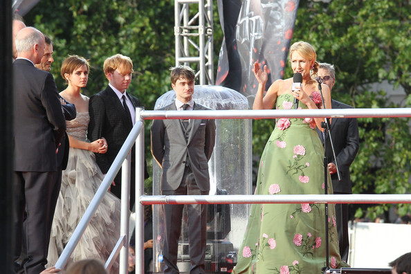 Emma Watson Rupert Grint attends Harry Potter Ae0XwPB0fzTl.jpg