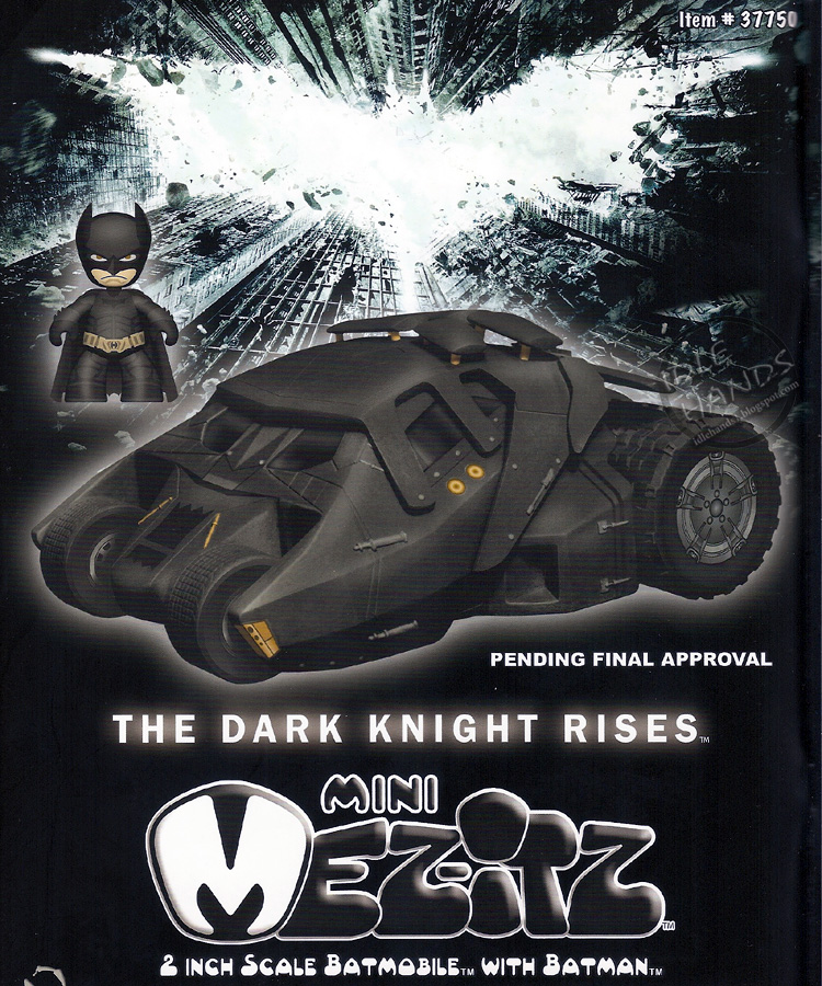 mezco dark knight rises mezitz batmobile and batman.jpg