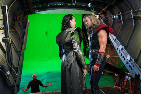 Tom-Hiddleston-Loki-The-Avengers-movie-image-1-600x398.jpg