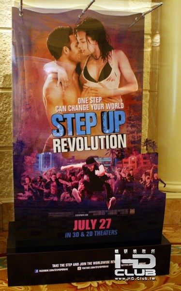 Step-Up-Revolution-movie-poster-standee-374x600.jpg