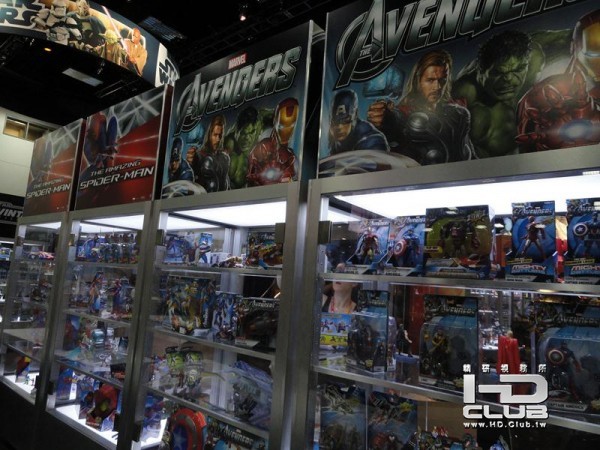 avengers-toys-comic-con-600x450.jpg