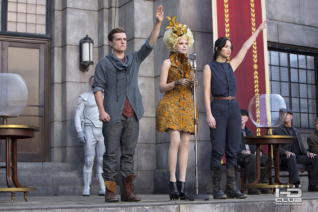 hunger-games-catching-fire-hutcherson-banks-lawrence.jpg