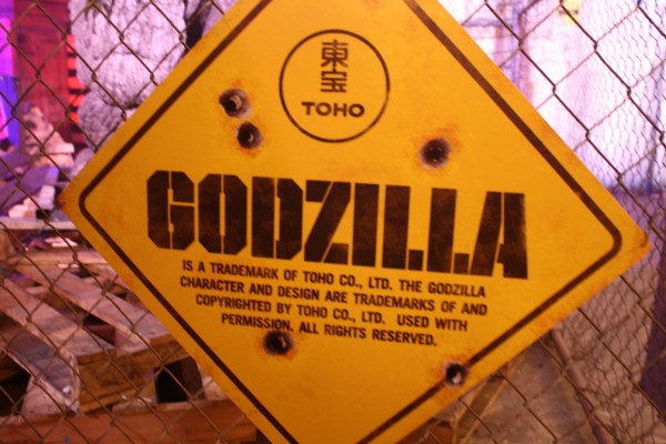 Godzilla-Encounter-Comic-Con-image-12-600x400.jpg