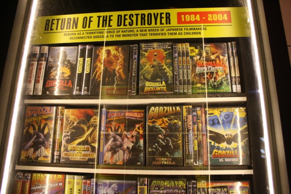 Godzilla-Encounter-Comic-Con-image-28-600x400.jpg