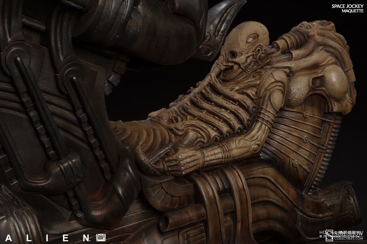 alien-space-jockey-maquette-8.jpg