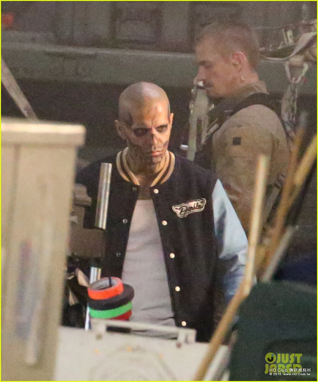suicide-squad-cast-seen-in-costume-on-set-02.jpg