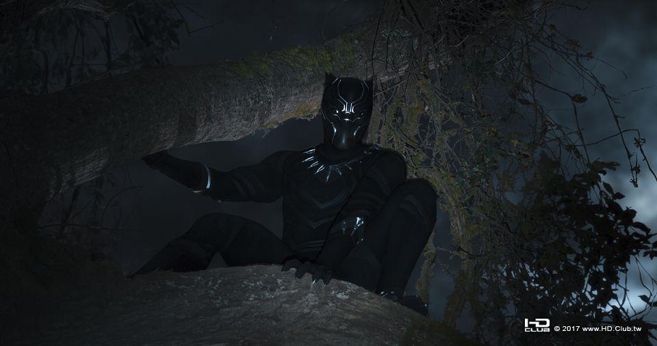 black-panther-suit.jpg