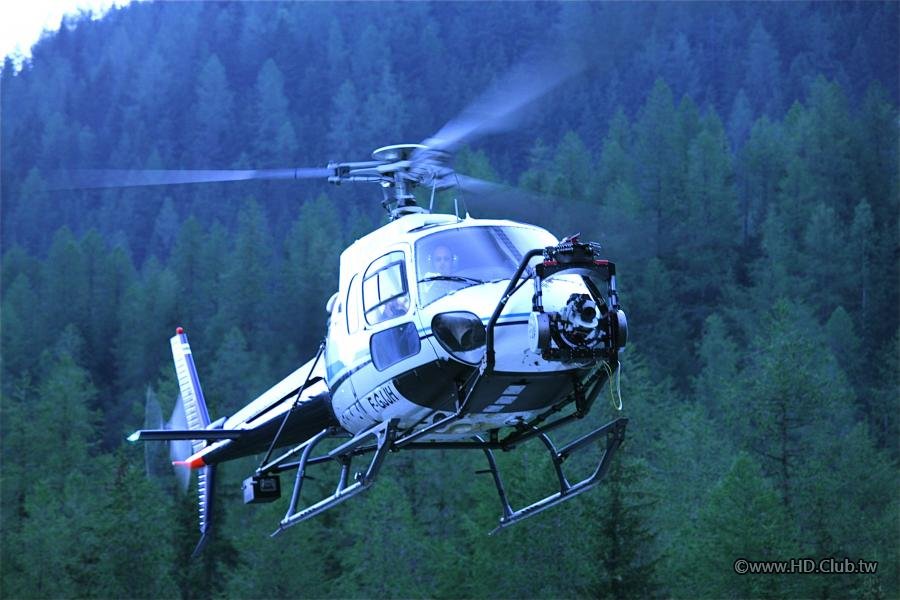 Mt Blanc helicopter.jpg