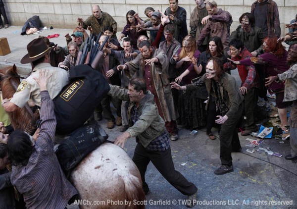 The_Walking_Dead_image_AMC_Andrew_Lincoln-4-600x422.jpg