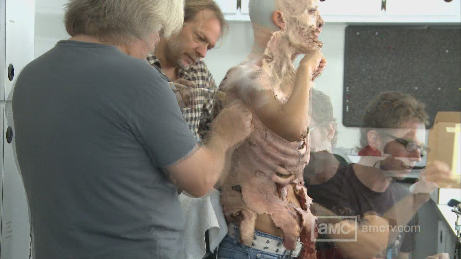The Walking Dead - Behind The Scenes Part 2 1080i HDTV MPEG2 - RAS[(006482)11-55-08].JPG