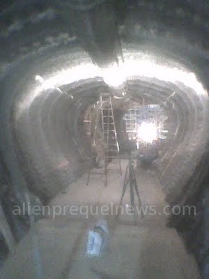 prometheus_alien_tunnel.jpg