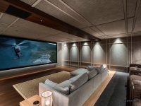 熱帶龐德式祕密基地家庭劇院：南半球的音效完美典範