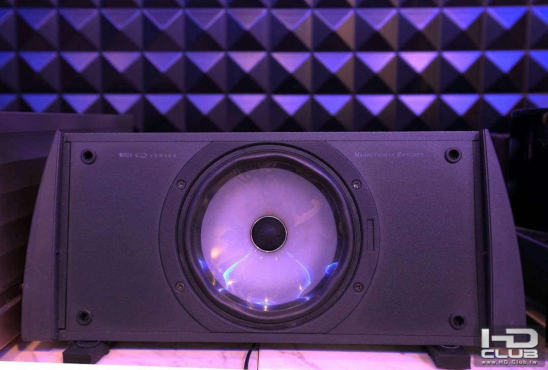 KEF Q95C.JPG