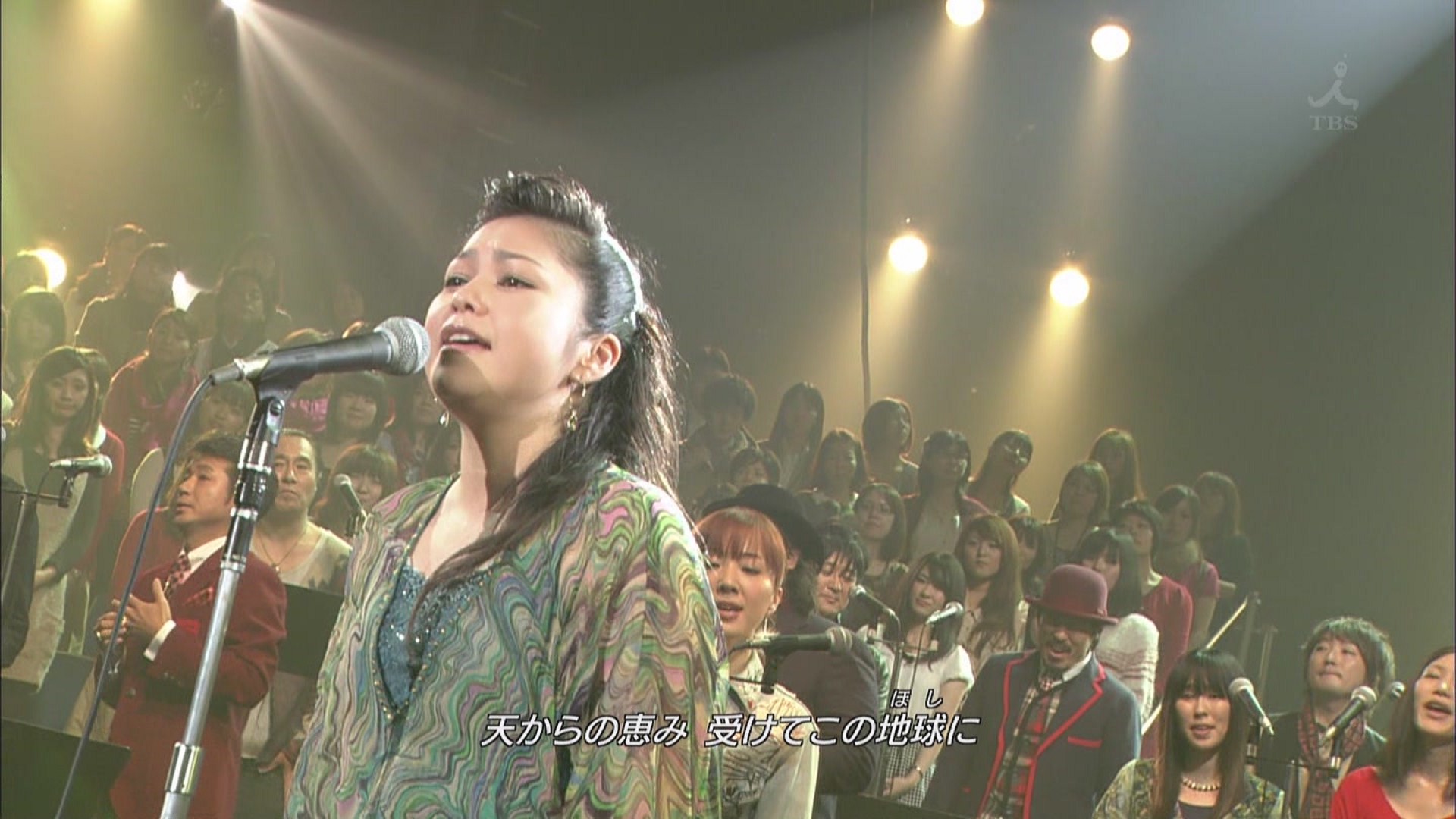 [hd.club] 夏川りみ_童神〜ヤマトグチ〜 [TBS Christmas LIVE 2011_111225]_1080_AAC_.jpg