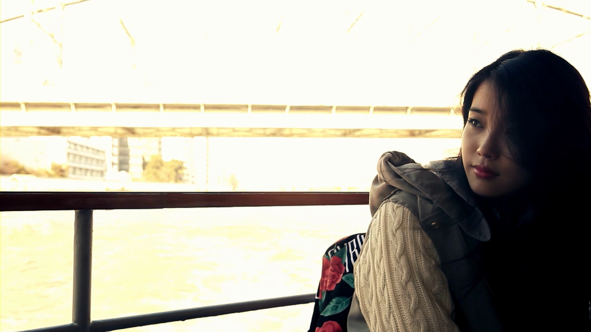 IU- Last Fantasy (Melon) (HD-1080p).mp4_000181056.jpg