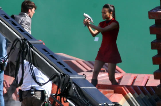 star-trek-2-zoe-saldana-benedict-cumberbatch-movie-image-set-photo.jpg
