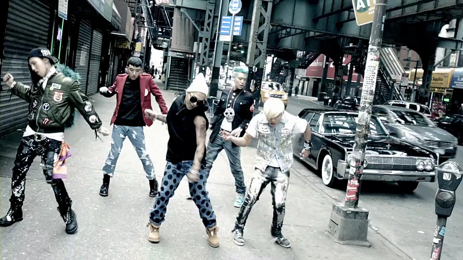 Big Bang - BAD BOY(Bugs)1080P.mp4_000206998.jpg