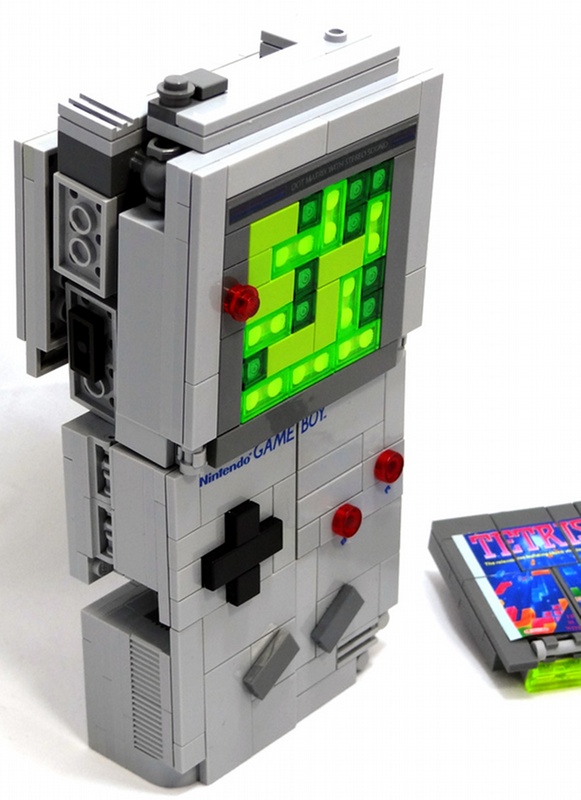 awesome-transformer-gameboy-lego4.jpg