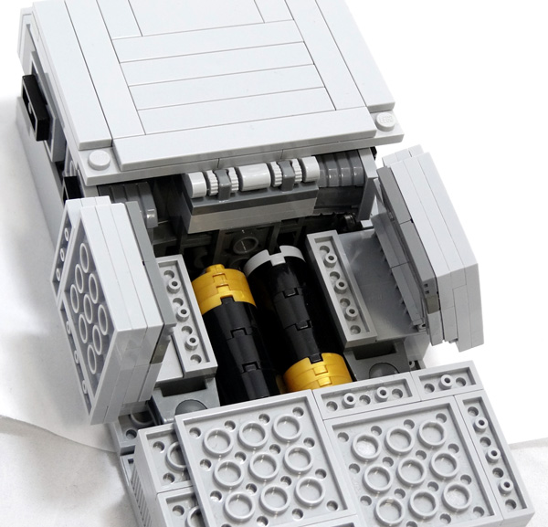 awesome-transformer-gameboy-lego5.jpg
