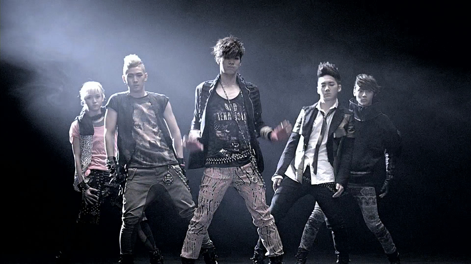 NU\'EST - FACE (Bugs)1080P.mp4_000123081.jpg