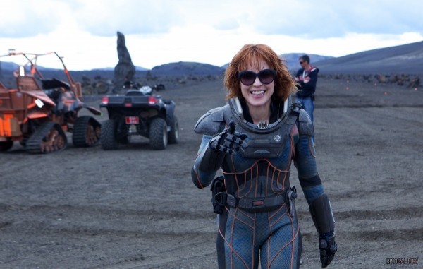 prometheus-set-image-noomi-rapace-600x381.jpg