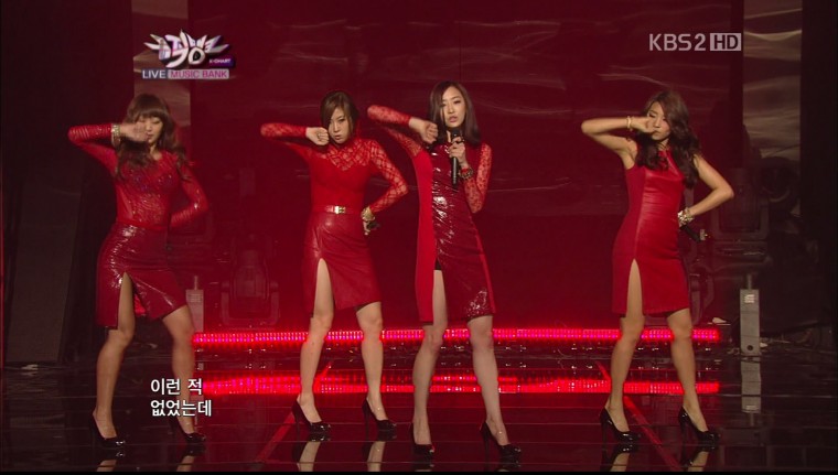120413 KBS Music Bank Sistar - Lead me   Alone.ts_snapshot_04.30_[2012.04.13].jpg