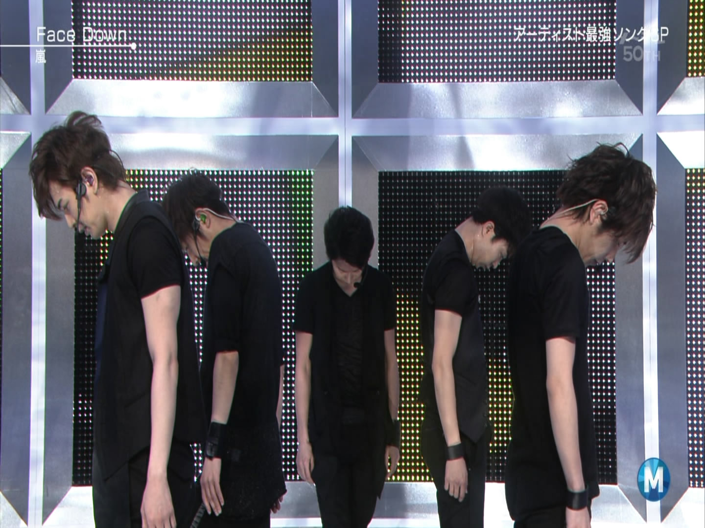 嵐-Love so sweet Face Down (2012.05.04 Music Station).ts_snapshot_26.04_[2012.05.jpg
