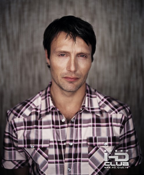 mads-mikkelson-495x600.jpg
