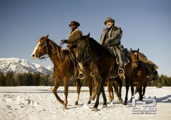 django-unchained-movie-image-jamie-foxx-christoph-waltz-1-600x421.jpg