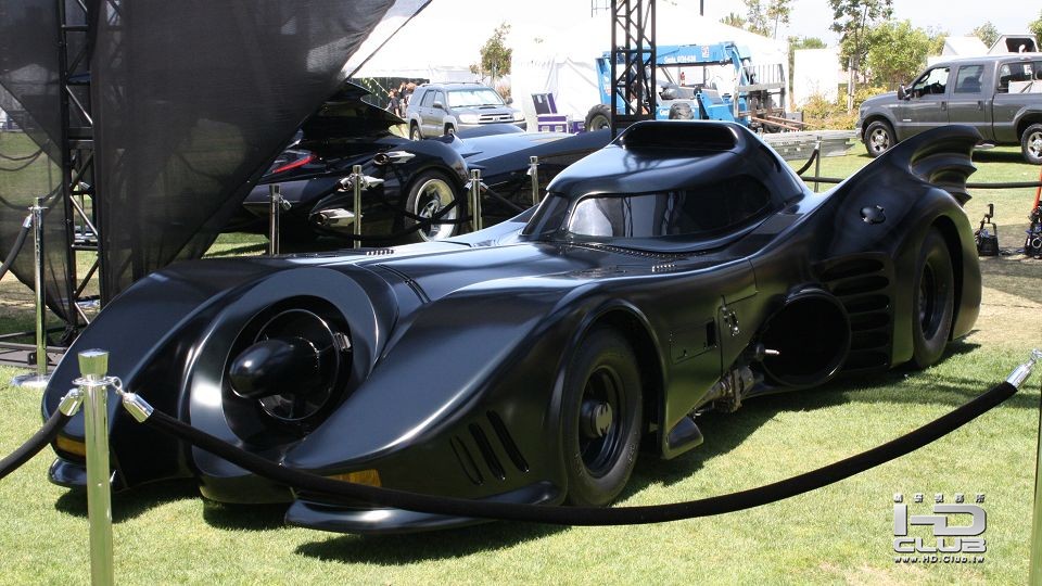 batman-batmobile.jpg