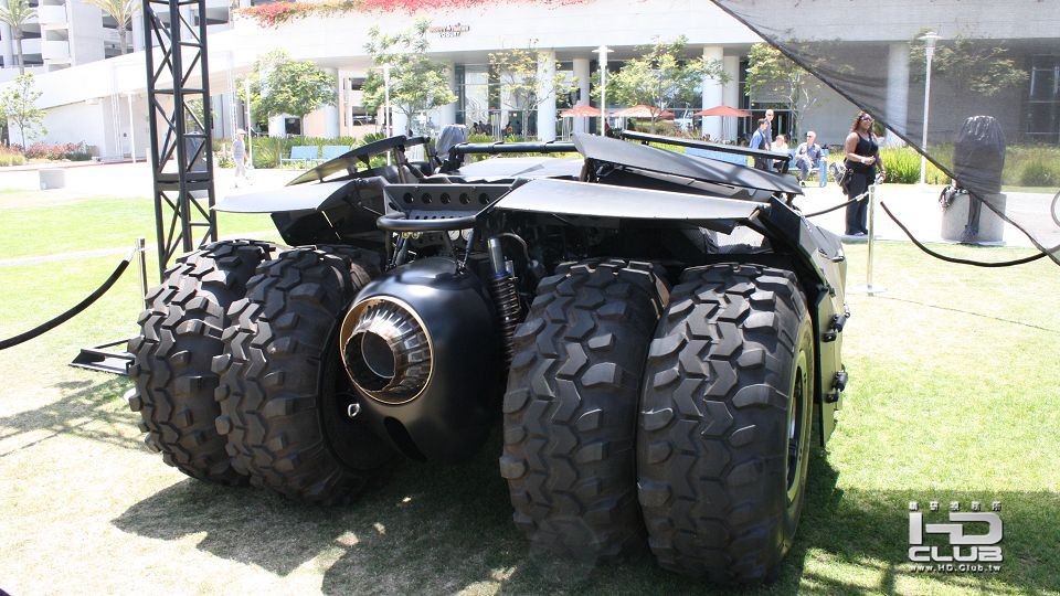 dark-knight-batmobile.jpg