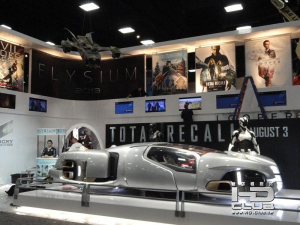 total-recall-comic-con-600x450.jpg