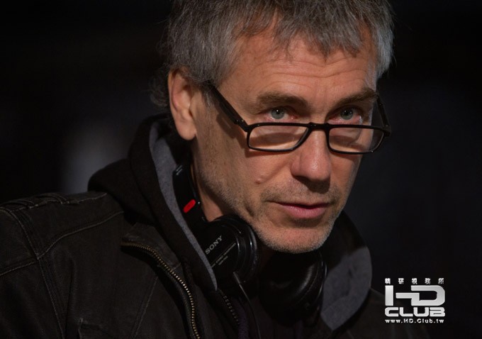 the-bourne-legacy-tony-gilroy-exclusive.jpg