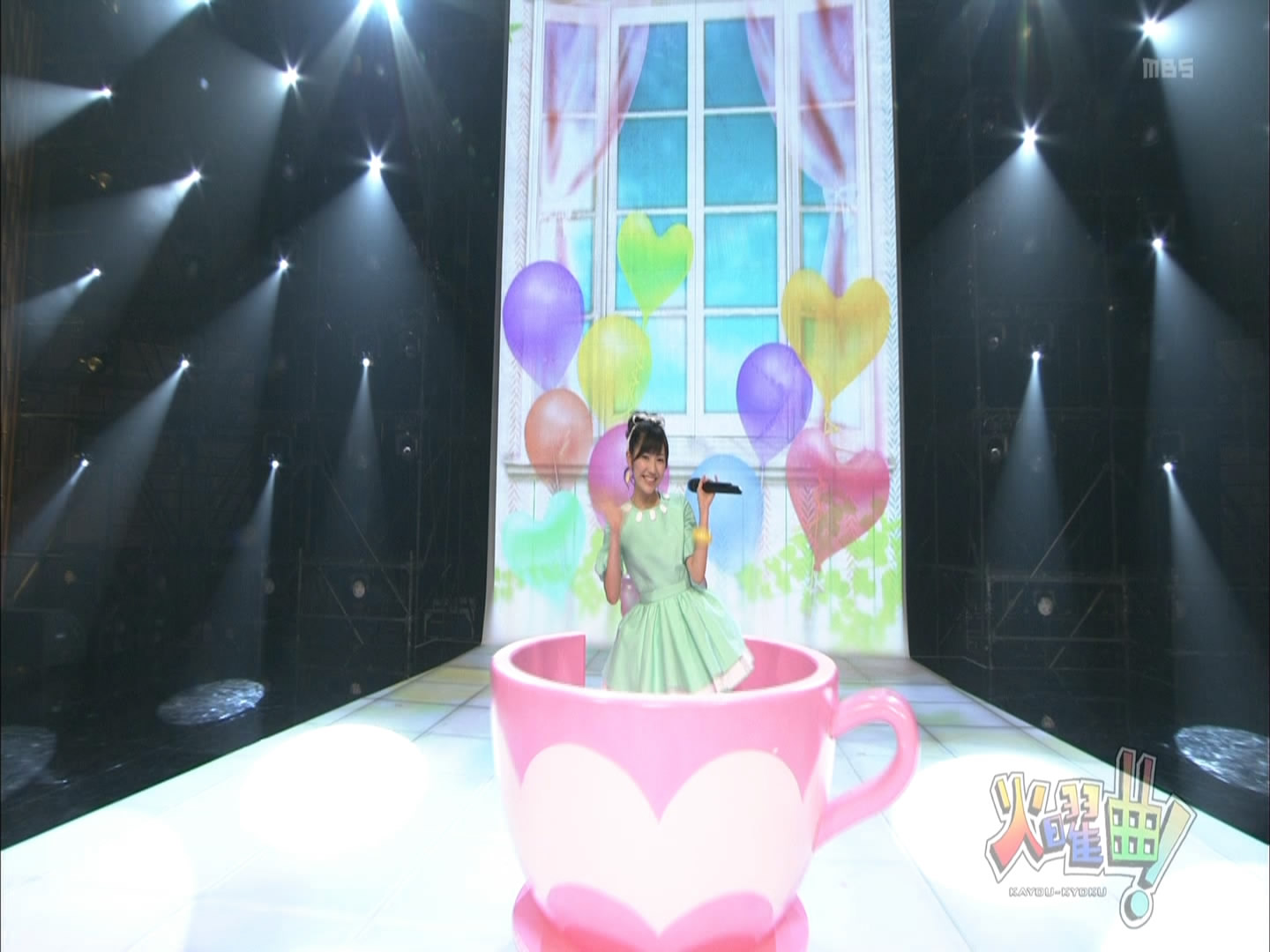 渡辺麻友 - 大人ジェリービーンズ (火曜曲！ 2012.07.31).ts_snapshot_00.03_[2012.08.jpg