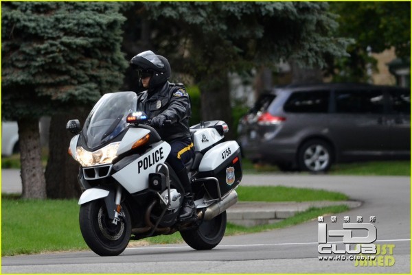 robocop-remake-motorcycle-600x401.jpg