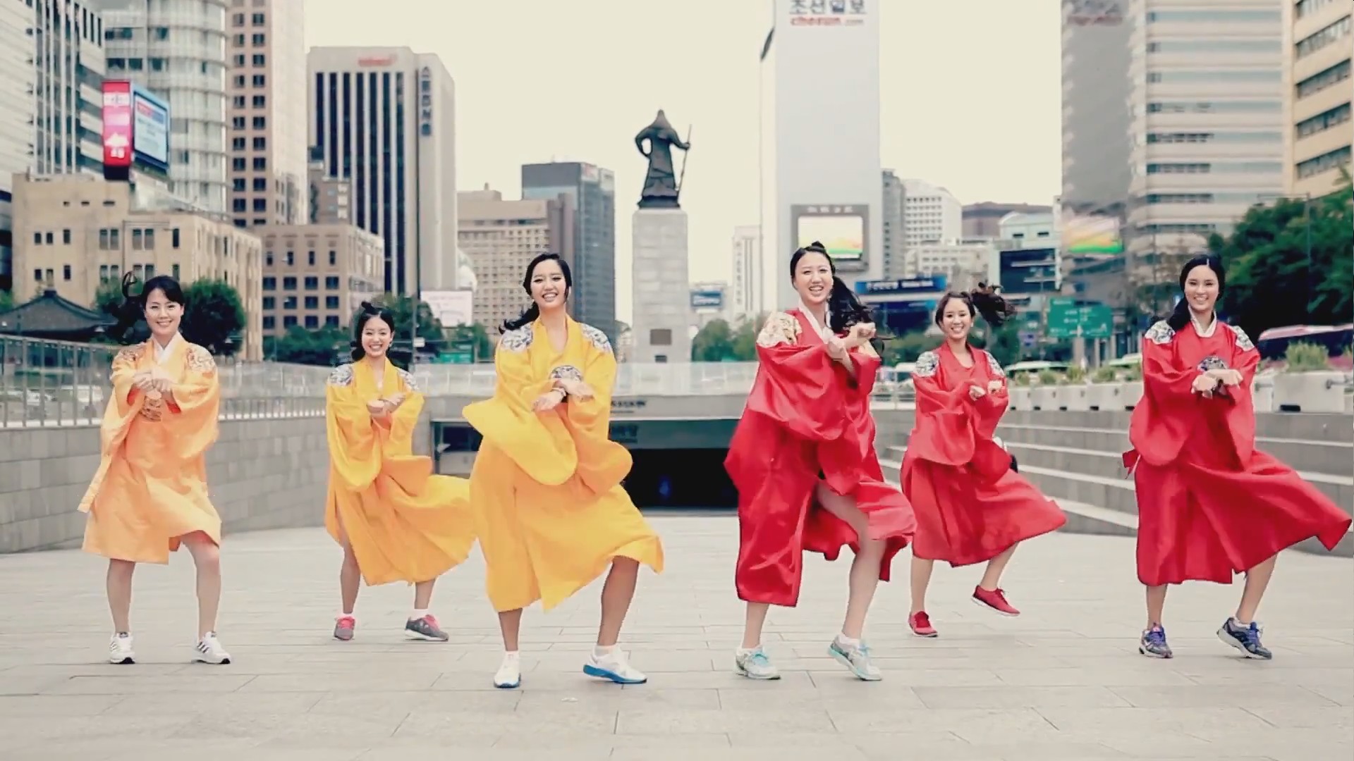 (PSY - GANGNAM STYLE (Miss Korea Ver.).mp4)[00.02.24.437].jpg