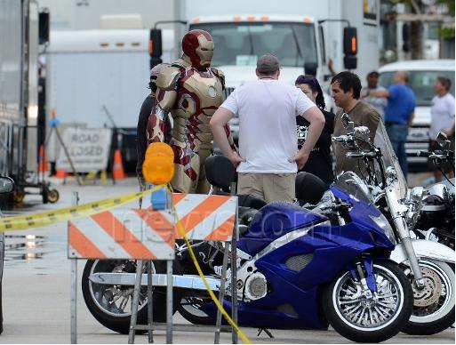 iron-man-3-armor-robert-downey-jr.jpg
