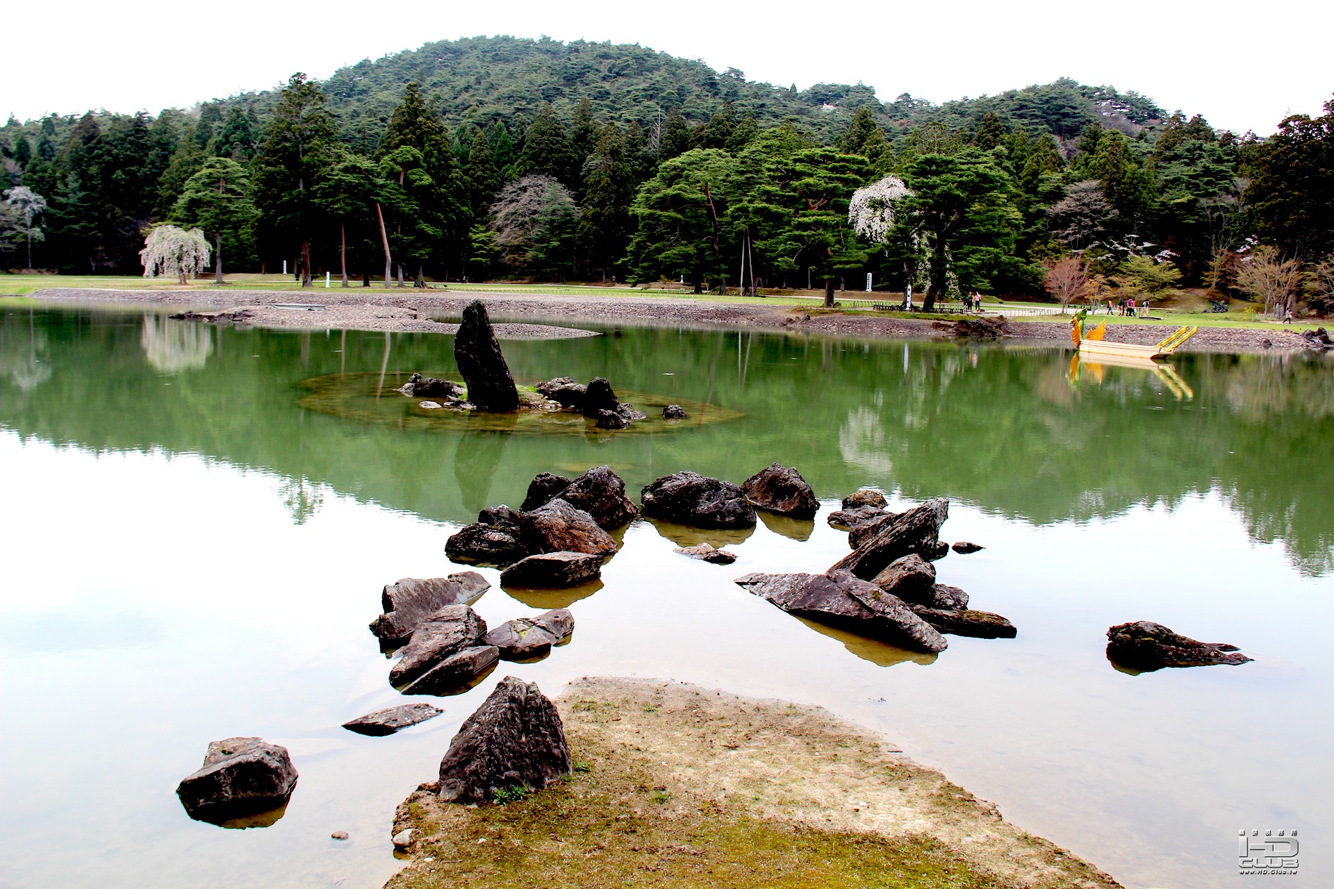 平泉毛越寺淨土庭園