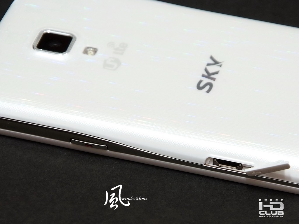 SA820L19.jpg