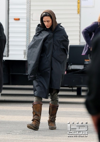 jennifer-connelly-noah1-422x600.jpg