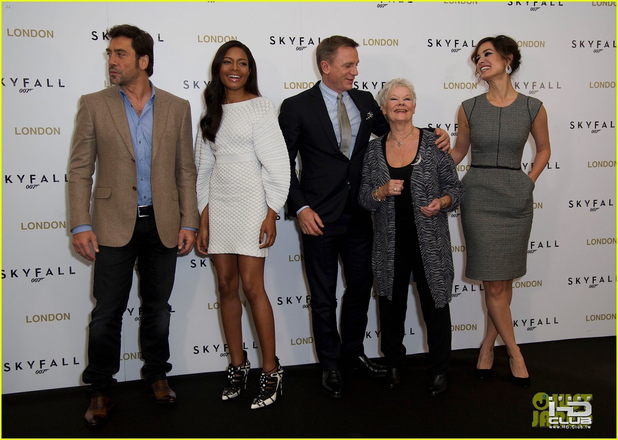 daniel-craig-skyfall-london-photo-call-08.jpg