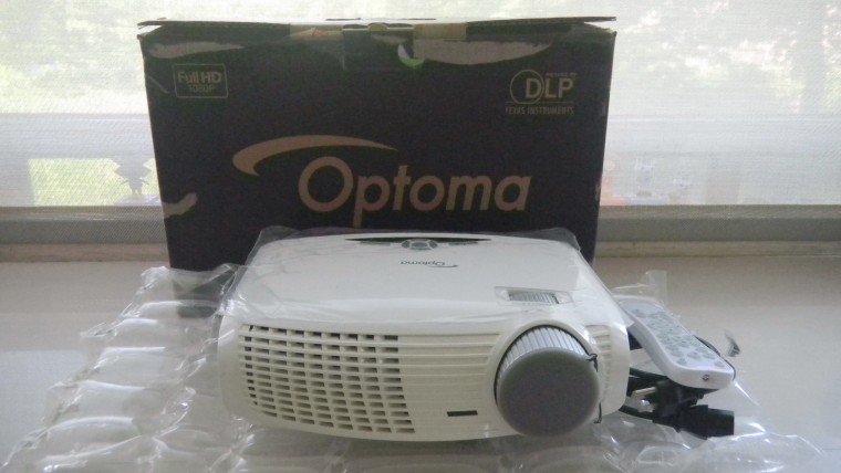 [已售出]OPTOMA 1080P HD20
