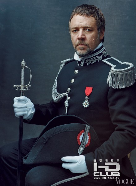 russell-crowe-les-miserables-photo-439x600.jpg