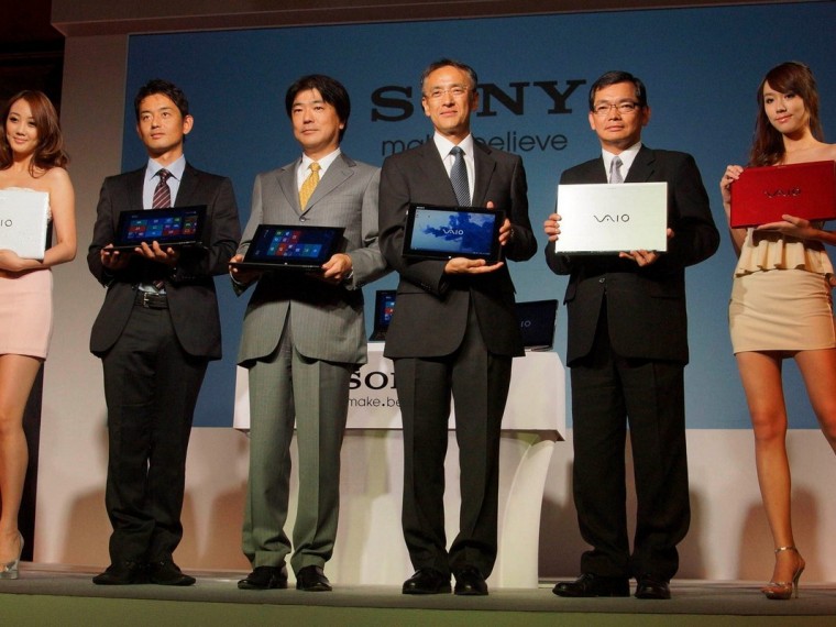 圖1_Sony長官與為全新VAIO筆記型電腦系列新品揭幕.jpg 圖1_Sony長官與為全新VAIO筆記型電腦系列新品揭幕.jpg