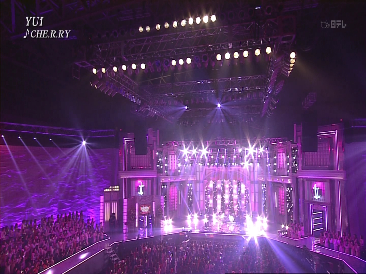 [HDTV][1080P] YUI - CHE.R.RY (日テレ系音楽の祭典 ベストアーティスト2012  2012-11.jpg