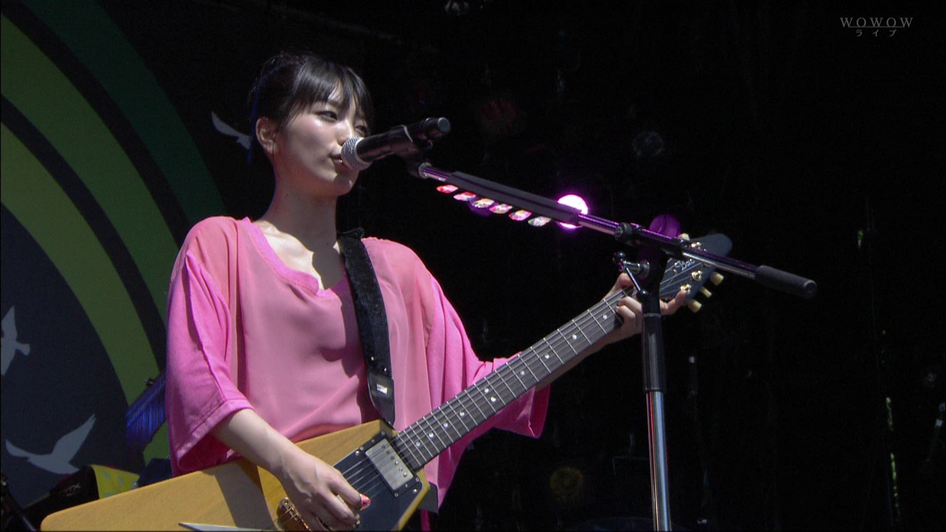 [HDTV][1080P] miwa - 441 (WOWOWライブ  ROCK IN JAPAN FES. DAY-2  2012-09-12).ts_.jpg