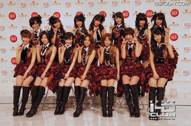 AKB48  2013紅白応援隊3.jpg