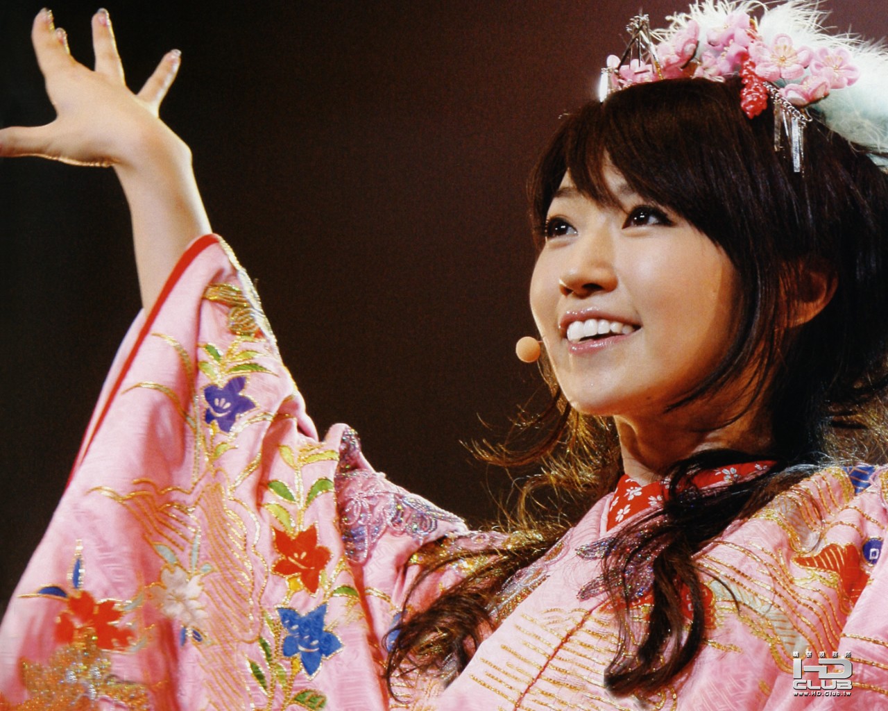 水樹奈々4.jpg