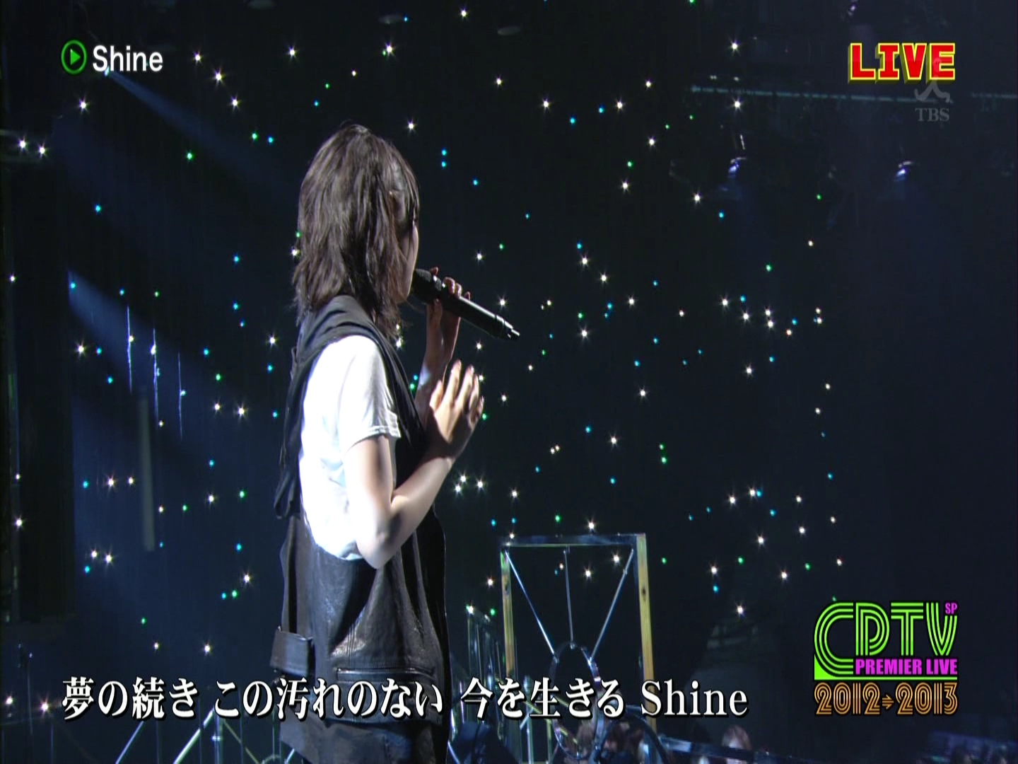 [HDTV][1080P] 家入レオ - Shine (TBS  CDTVスペシャル！「年越しプレミアライブ 2012.jpg