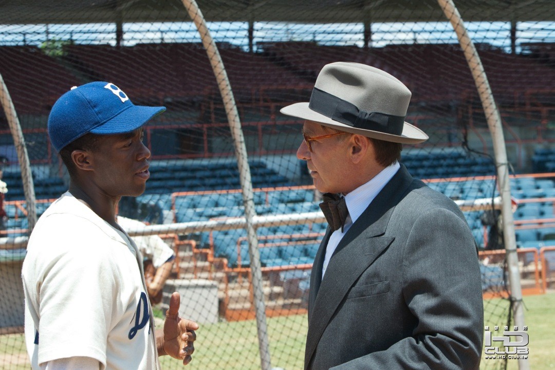 42_WARNERBROS_PHOTO3_720.jpg